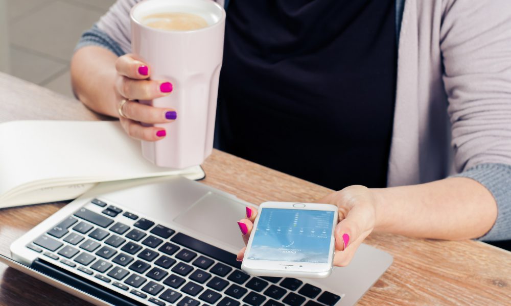 5 ways to market yourself as a female web developer freelancer
